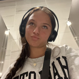 Meet your Posher, Erica